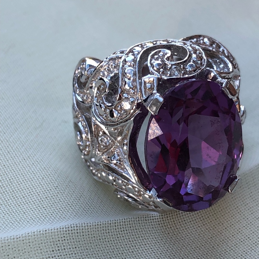 Beautiful Sterling  amethyst  and cz. . Size 6